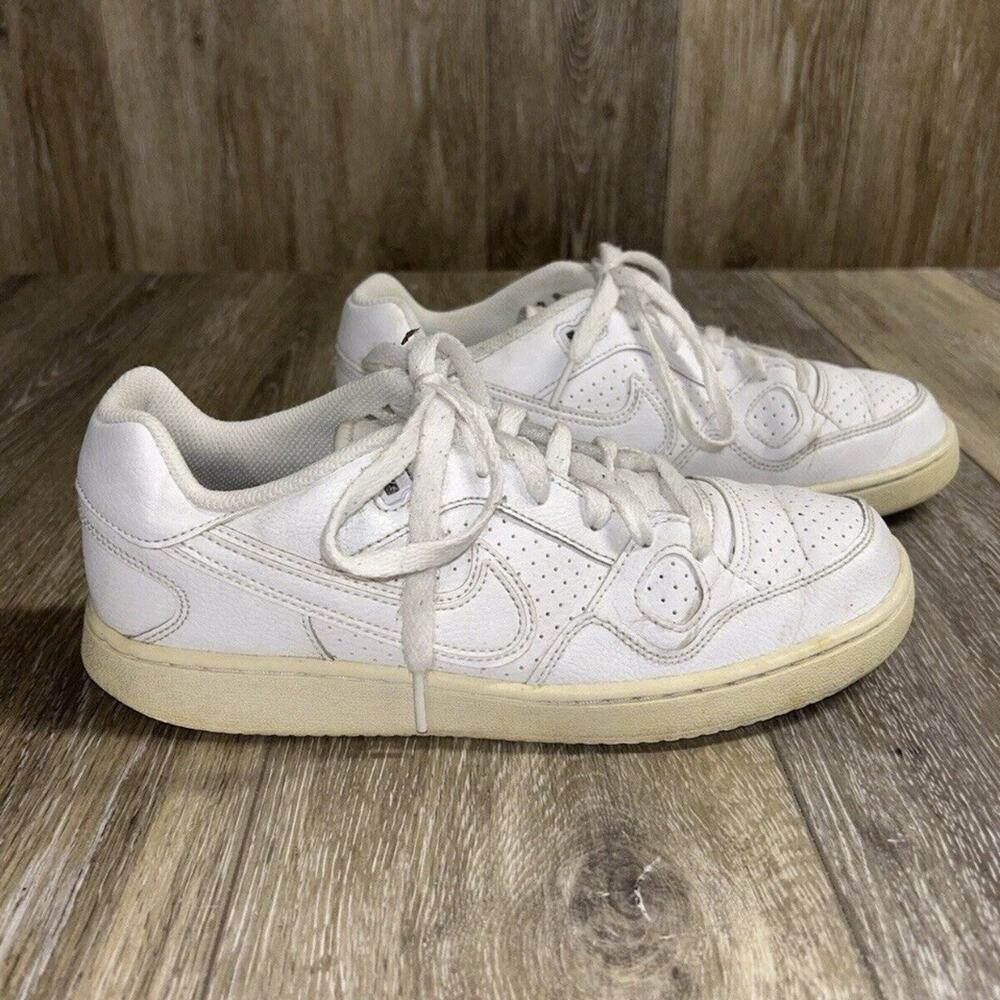 Nike Son Of Force 615153-109 Youth US Size 7Y White Athletic Sneaker Shoes AZ21